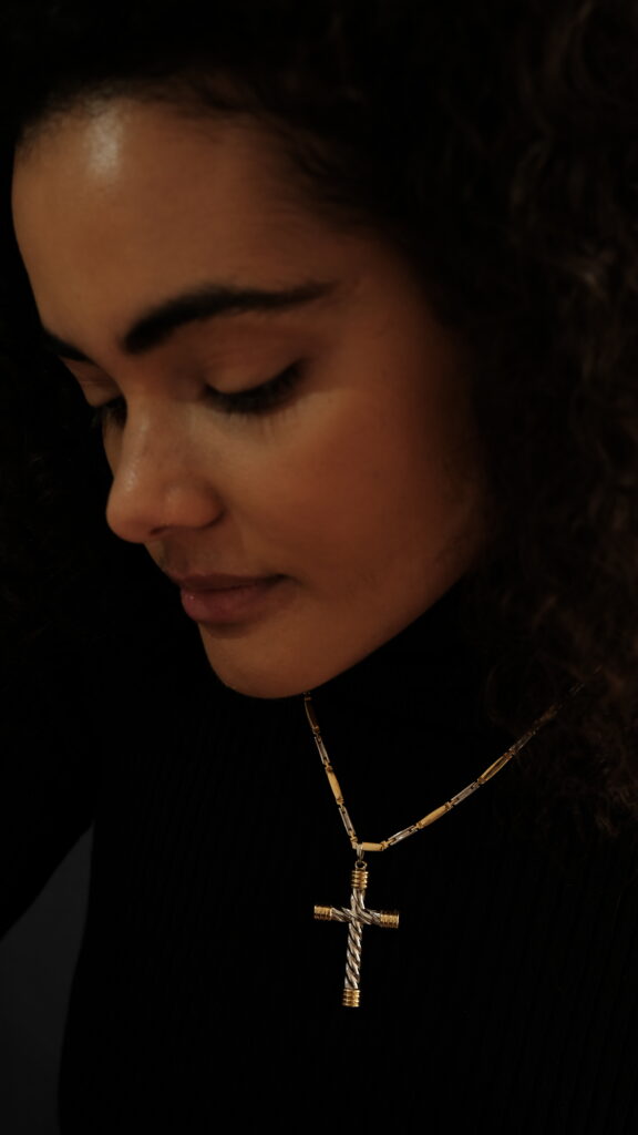 Flat T Chain Necklace – 18K Gold, Rhodium Plated Sterling Silver Flat T Chain Necklace – 18K Gold, Rhodium Plated Sterling Silver