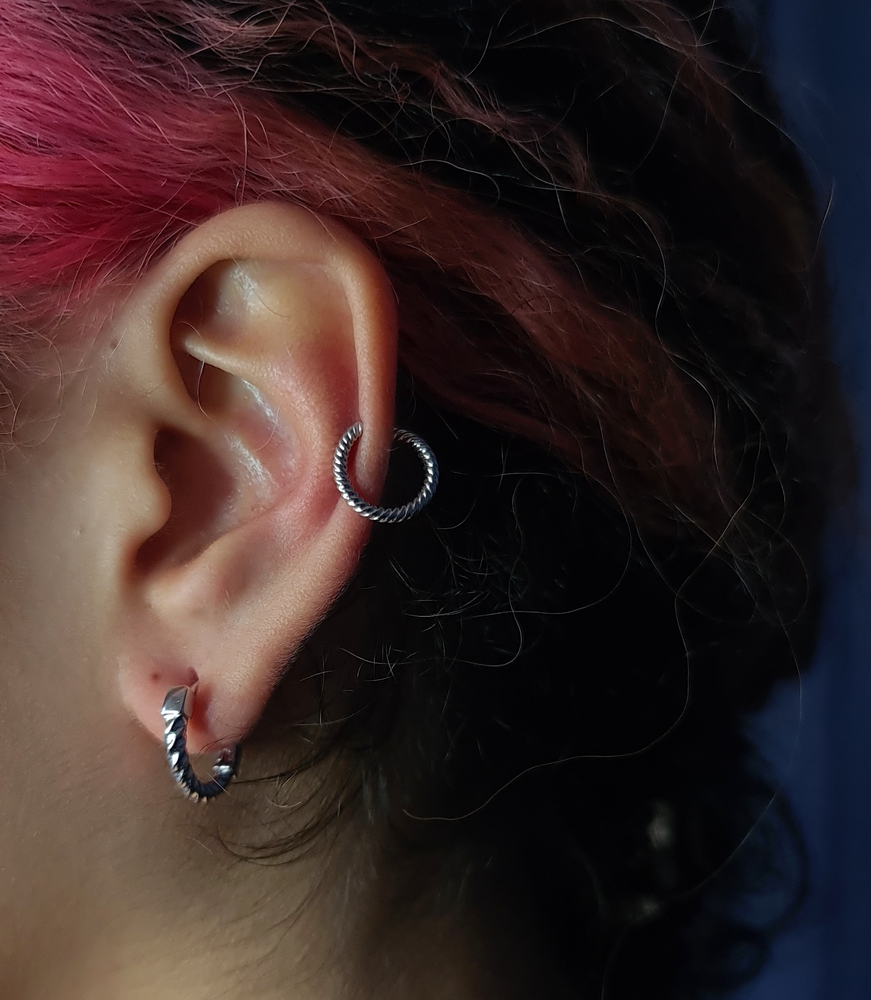 Twirl Earring – Platinum