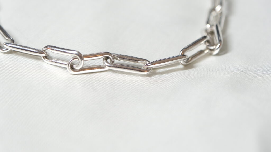 らちゅPuntoVenezia dalle radici ad oggi Linear Link Curved Necklace - Sterling Silver - ODOZIAKUCHI