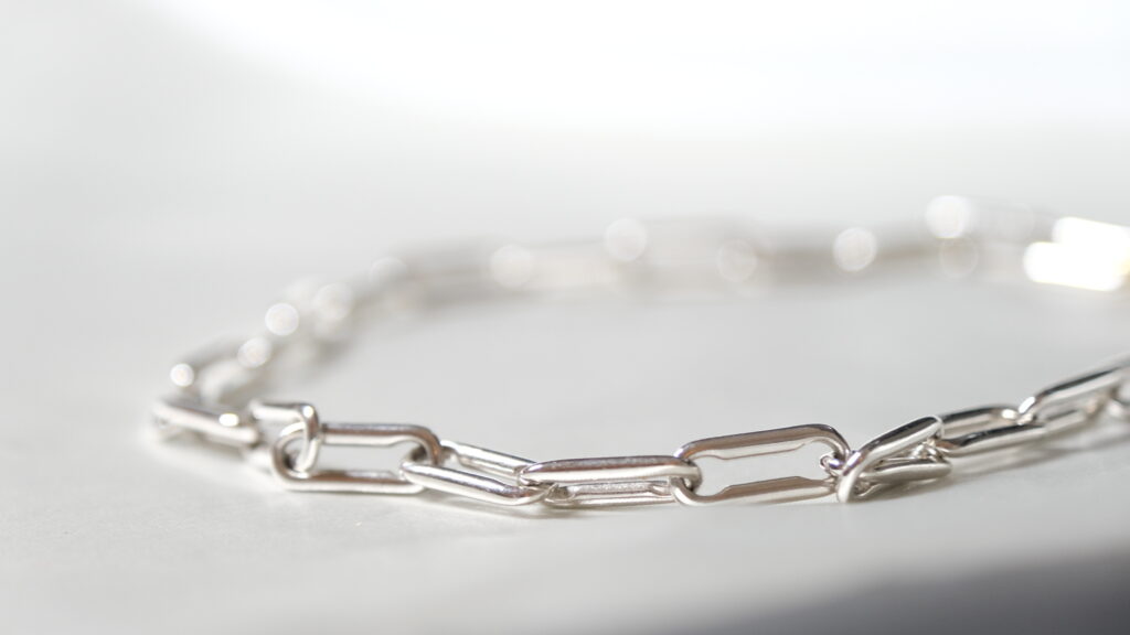 Linear Link Curved Necklace – Sterling Silver Linear Link Curved Necklace – Sterling Silver