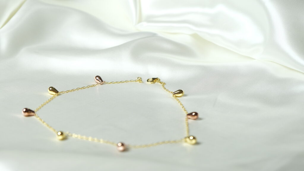Clustered Alternate Chain Necklace – 18K Gold, Rose Gold Clustered Alternate Chain Necklace – 18K Gold, Rose Gold