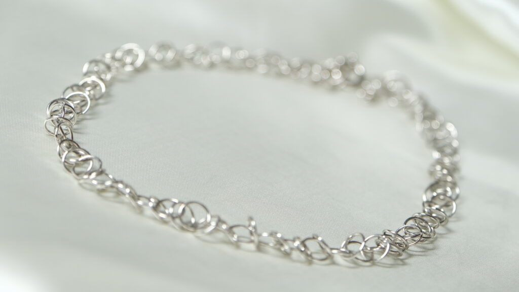 Loop Chain Necklace – Platinum