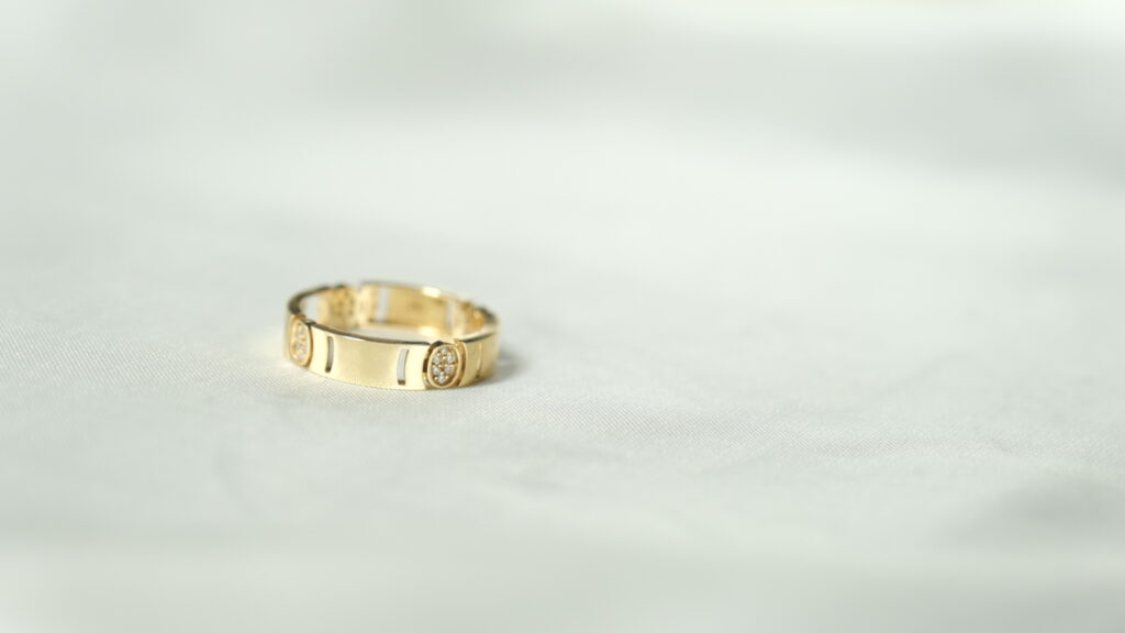 Arc Ring – 18K Gold 0.24ct Arc Ring – 18K Gold 0.24ct