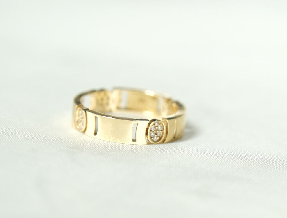 Arc Ring – 18K Gold 0.24ct