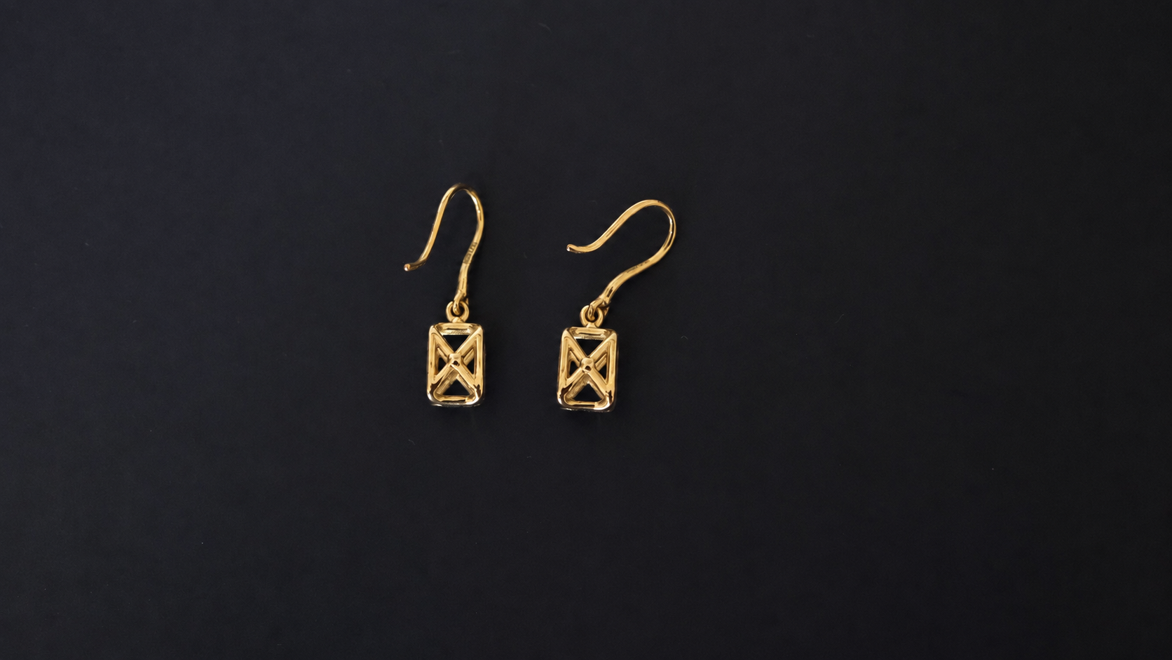 Alabaster Earrings – 18K Vermeil Gold