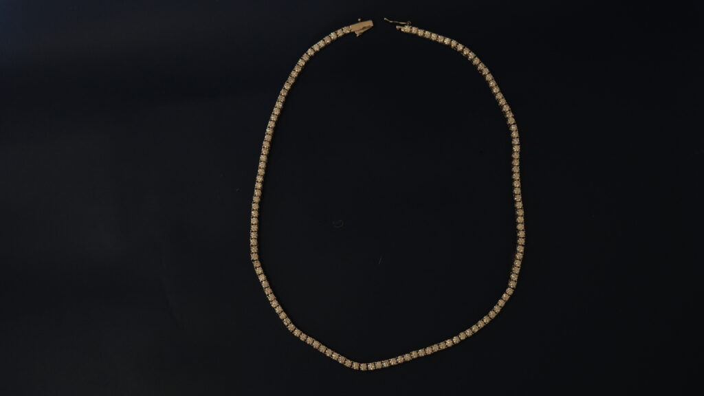 Tennis Necklace – 18K Gold – 26.67ct