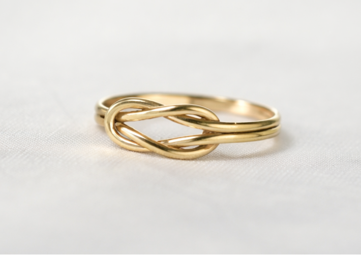 Knot Ring – 18K Gold
