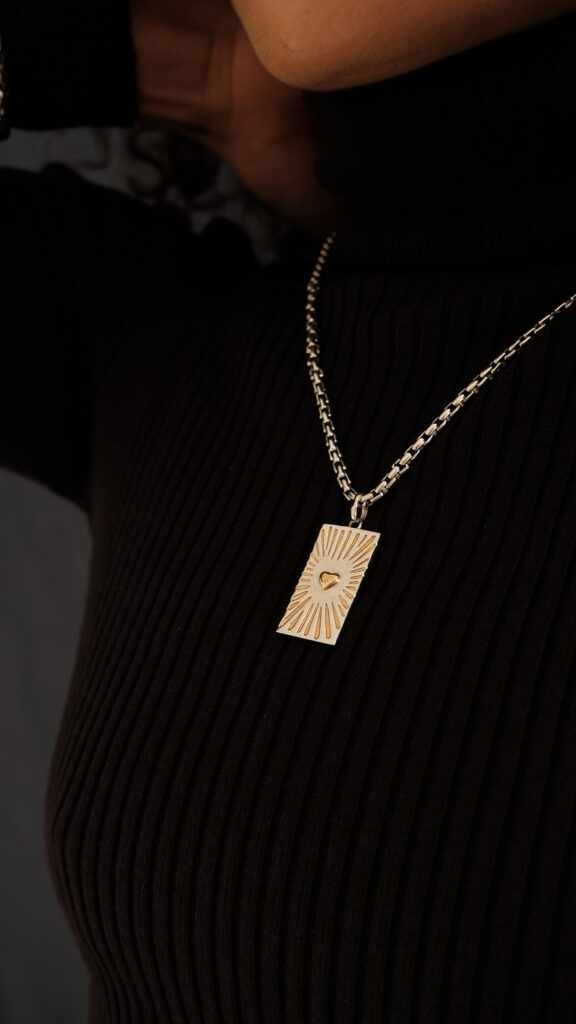 Love Pendant II – 18K Gold, White Gold