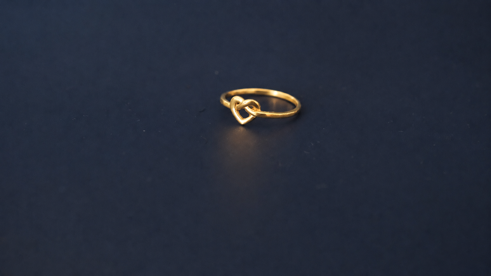 Love Ring – 18K Gold