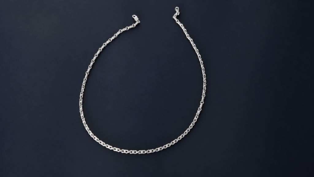 Oval Tied Fine Chain Necklace – 18K White Gold Oval Tied Fine Chain Necklace – 18K White Gold