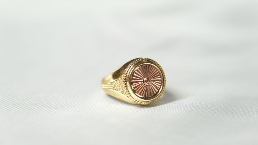 Ugo Signet Ring – 18K Gold, Rose Gold Ugo Signet Ring – 18K Gold, Rose Gold