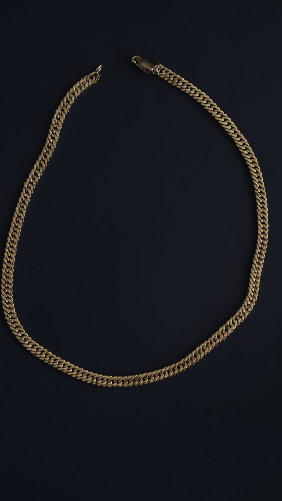 Flat Curb Chain – 18K White Gold