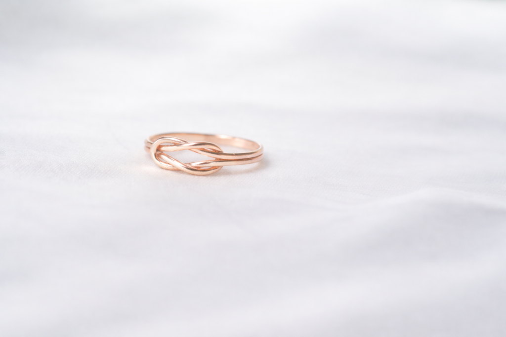 Knot Ring – 18K Rose Gold Knot Ring – 18K Rose Gold