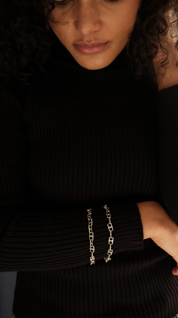 Linear Gap Bracelet – 18K Vermeil Gold Linear Gap Bracelet – 18K Vermeil Gold