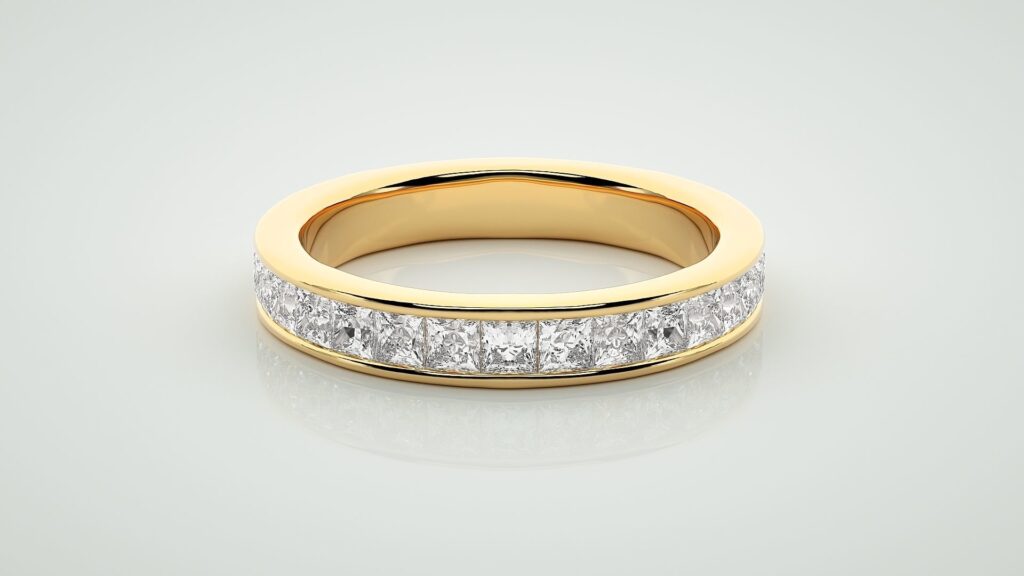 Princess Cut Ring – 18K Gold – 1.78ct